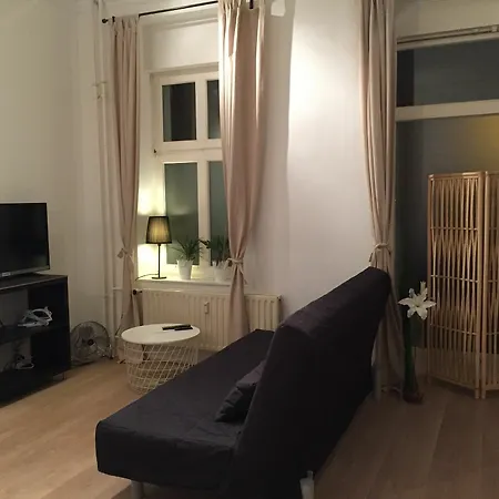 Bed'n'work Friedrichshain Apartment