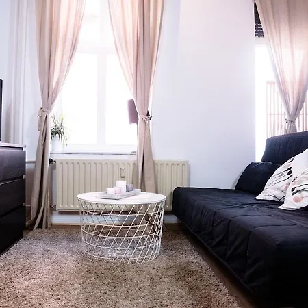 Bed'n'work Friedrichshain Apartment
